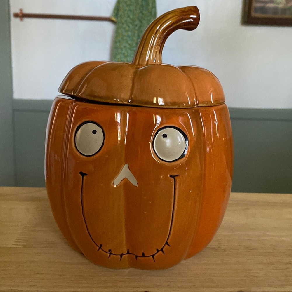 YCC Boney Bunch Pumpkin Candy Jar/Candle Holder